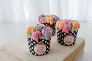 Cupcake Förmchen All You Need Is Cake, Papier, 12 Stk.