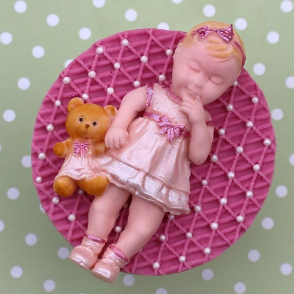 Fondantform Baby-Mädchen mit Teddy 9 cm
