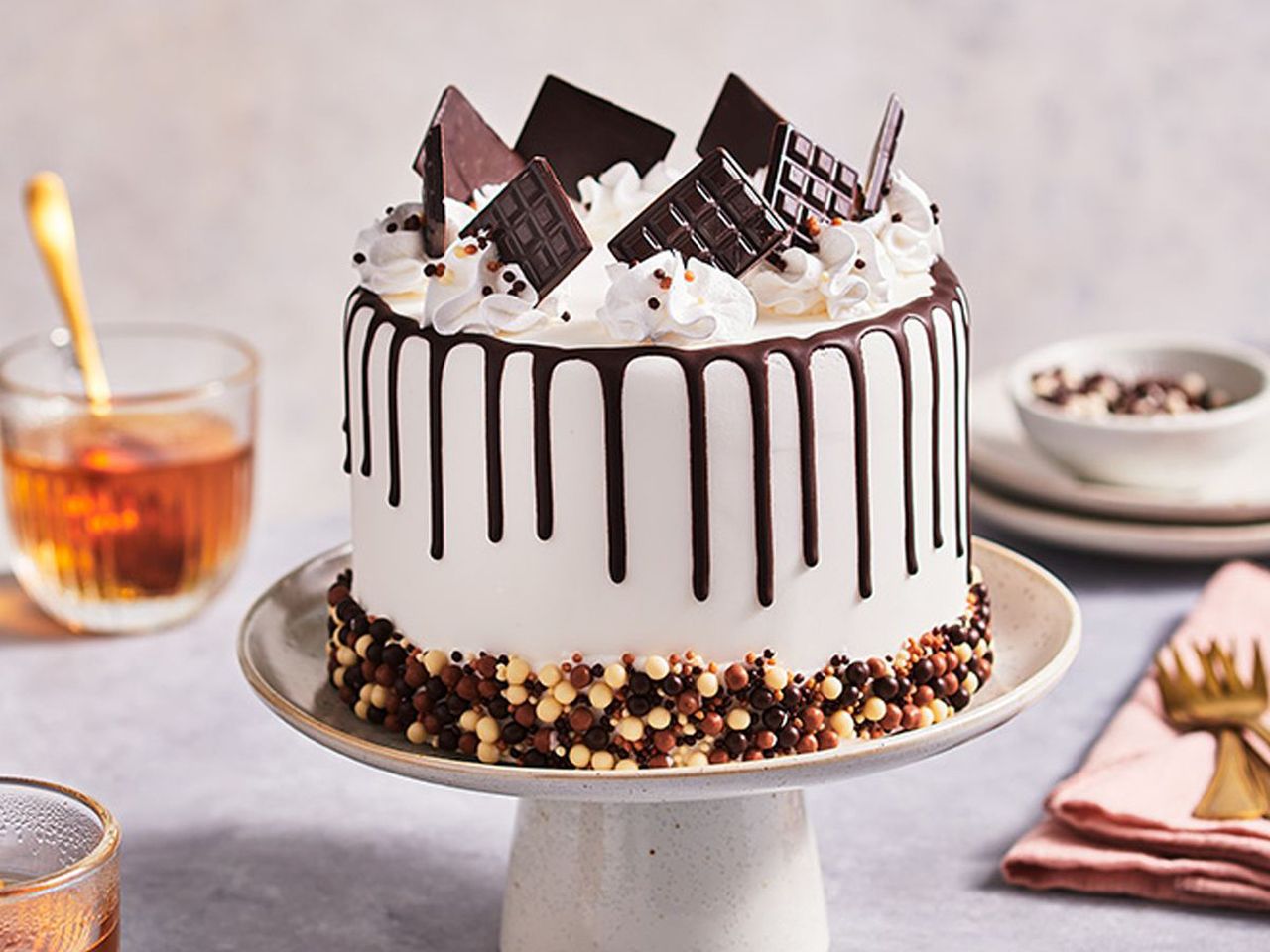 FunCakes Choco Drip Glasur Chocolate, Kakao-Geschmack, braun, inkl. Spritzflasche, 180 g
