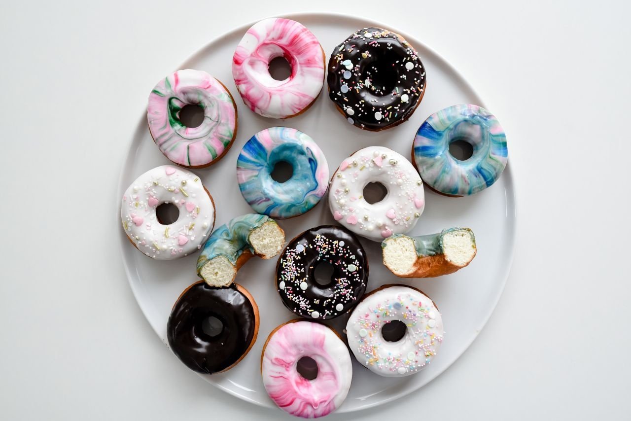 https://www.hobbybaecker.de/media/17/73/d5/1714995501/Donuts.jpg?ts=1714995501