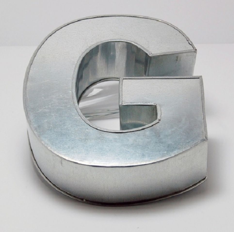 Backform Buchstabe G, ca. 25,5x20,5x6,5 cm