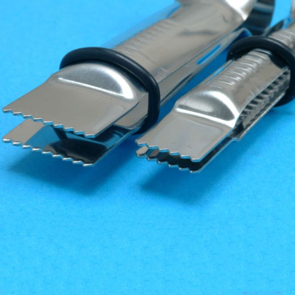 PME Kneifer Präger Set - Gerade, gezackt 1,3cm & 1,9 cm