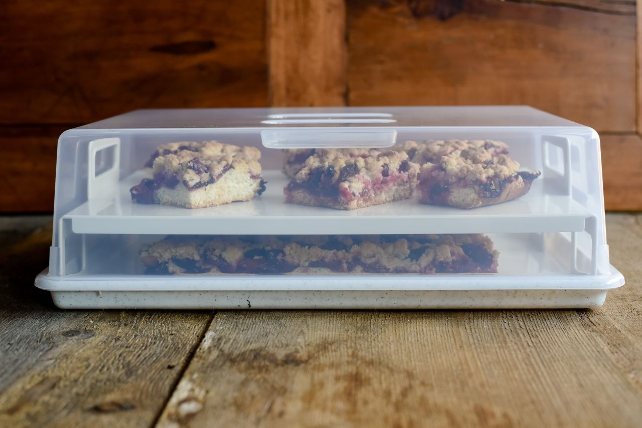 Kuchenbutler - Abdeckhaube mit Unterteil und Einsatz