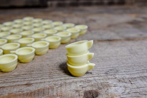 Schoko-Tasse mini 3,5 g weiße Schokolade 54 Stück