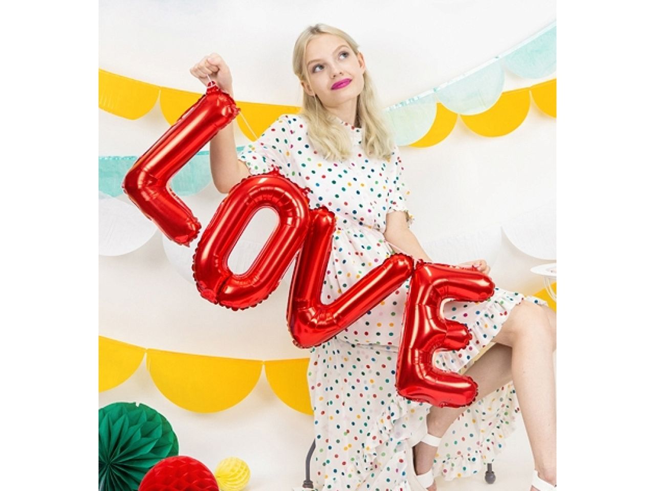 FB17M-007 (((DC))) Folienballon rot LOVE