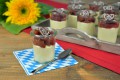 Bayrische Creme mit Zwetschgenkompott